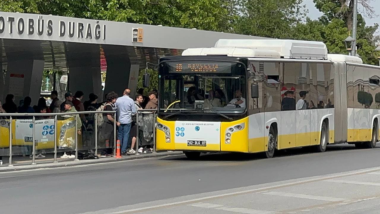 Otobüste, yolcunun telefonunu gasbeden şüpheli yakalandı