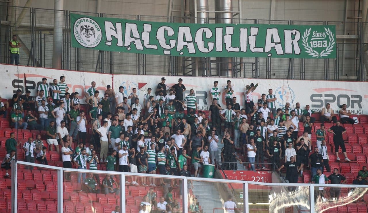 Konyaspor Taraftarı Göztepe Biletlerini Tüketti