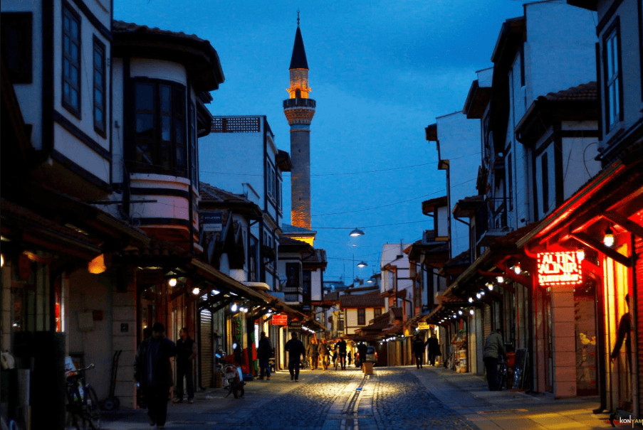Konya Esnafı Ramazan’da Sahura Kadar Dükkânını Açabilecek!