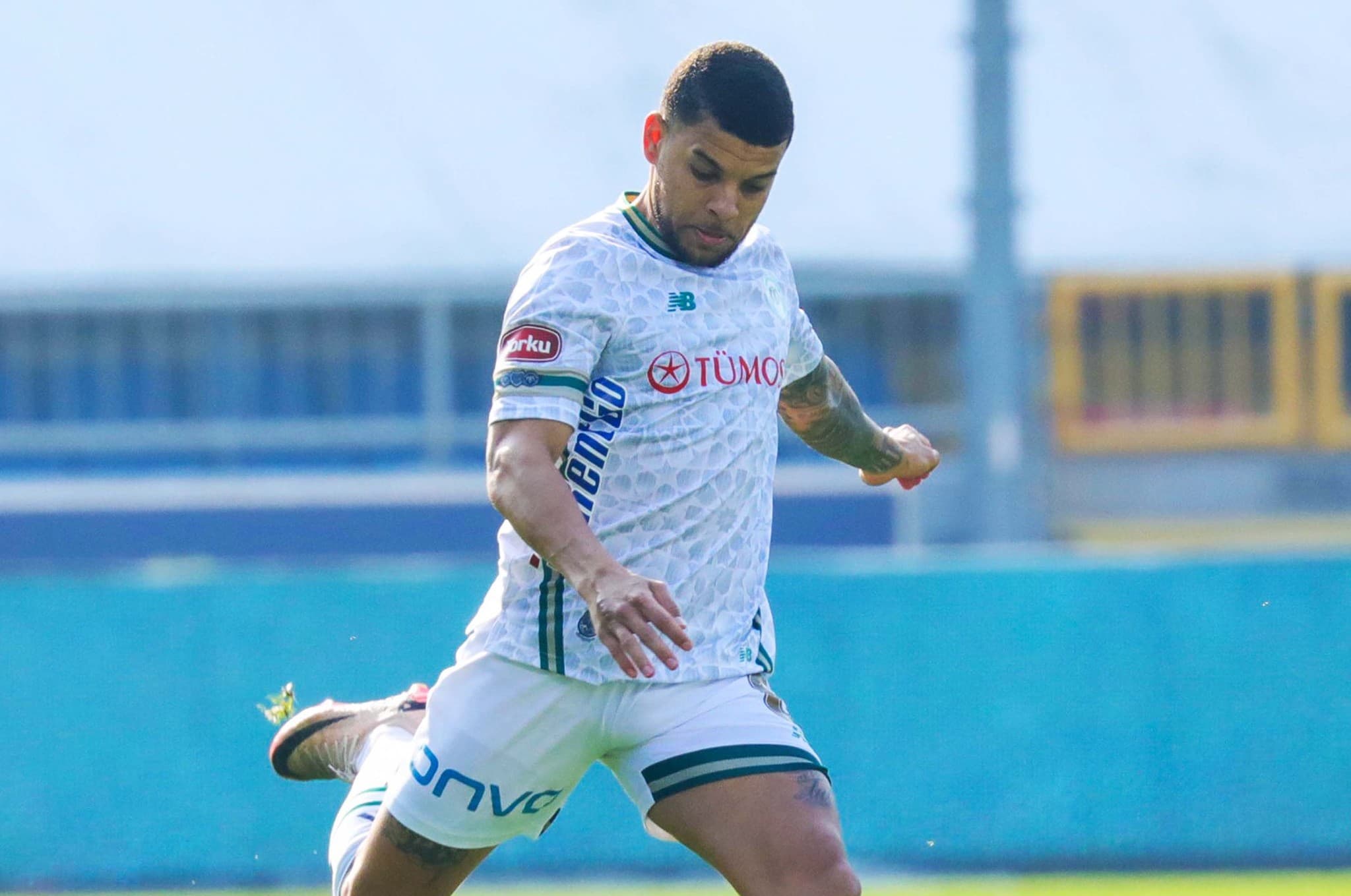 Konyaspor, İstanbul'da Yıkıldı: Ateşe Düştük!