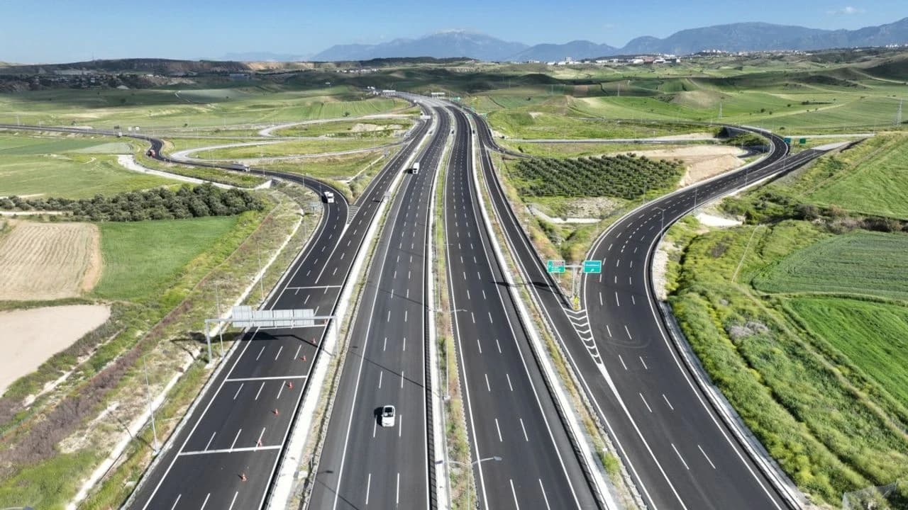 Aydın-Denizli Otoyolu'na Yeni Gişe Eklenerek Ulaşım Kolaylaştırıldı