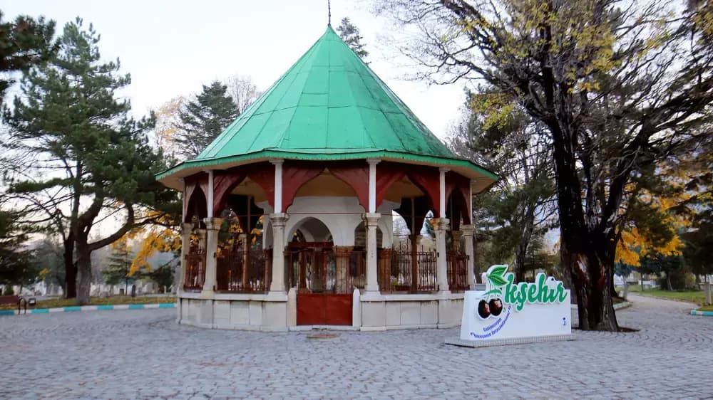 Konya’nın Kalbinde Bir Efsane: Nasreddin Hoca Türbesi