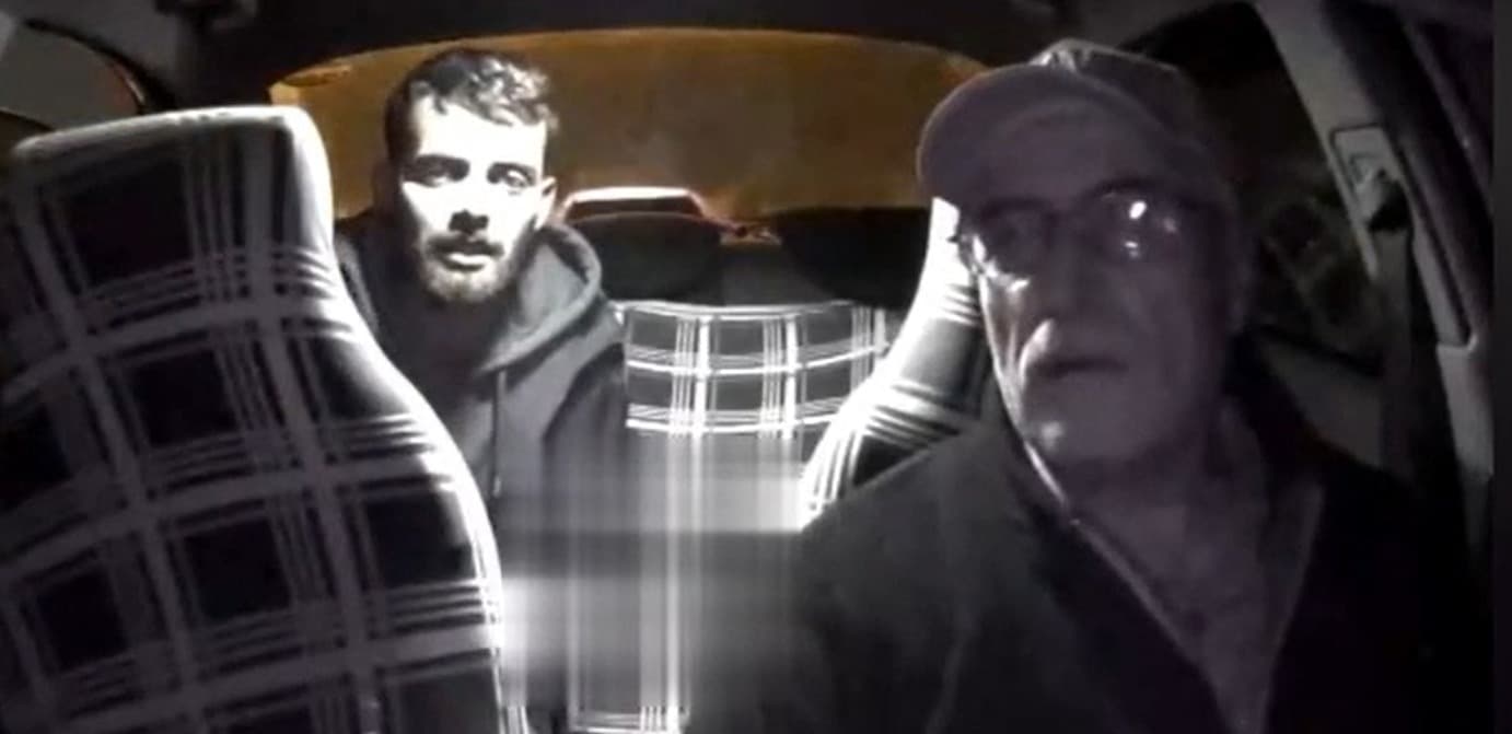 Konya’da Silahlı Taksi Gaspı Kamerada! Zanlı Her Yerde Aranıyor