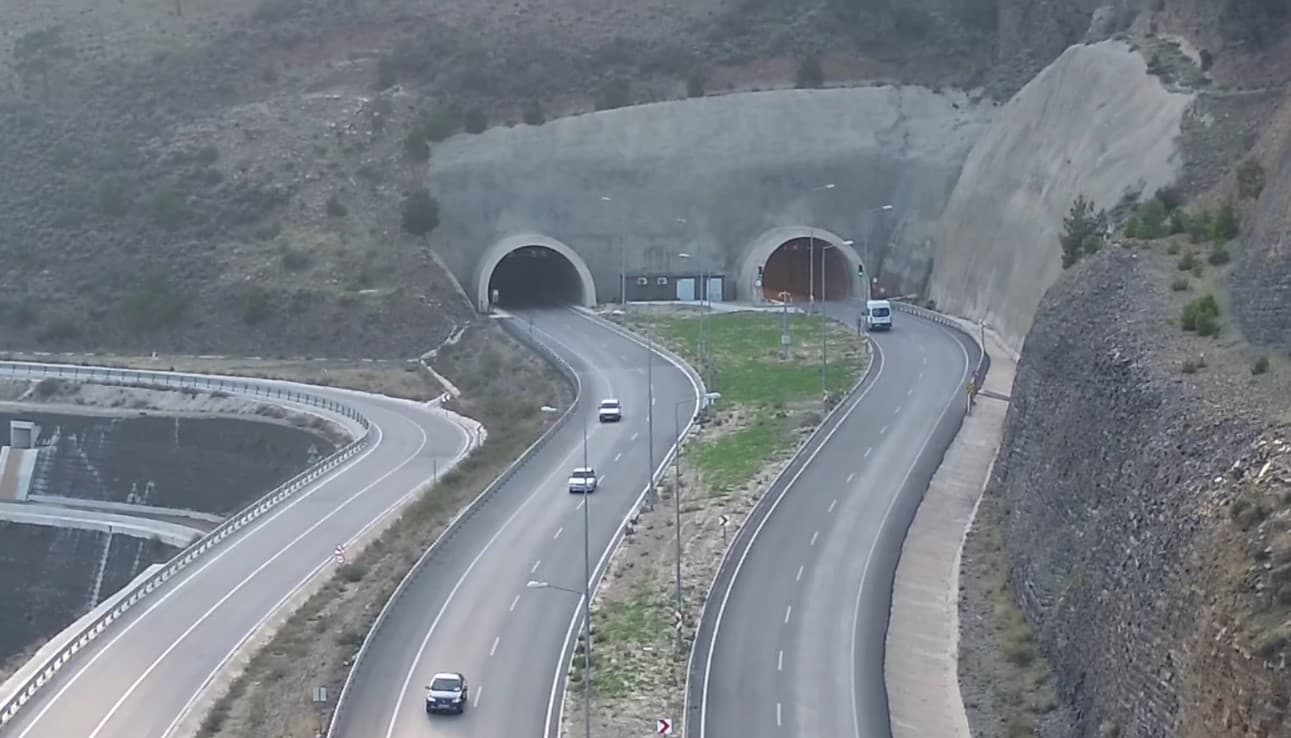 Mersin ile Antalya'yı Yakınlaştıracak Yolda Son Durum!