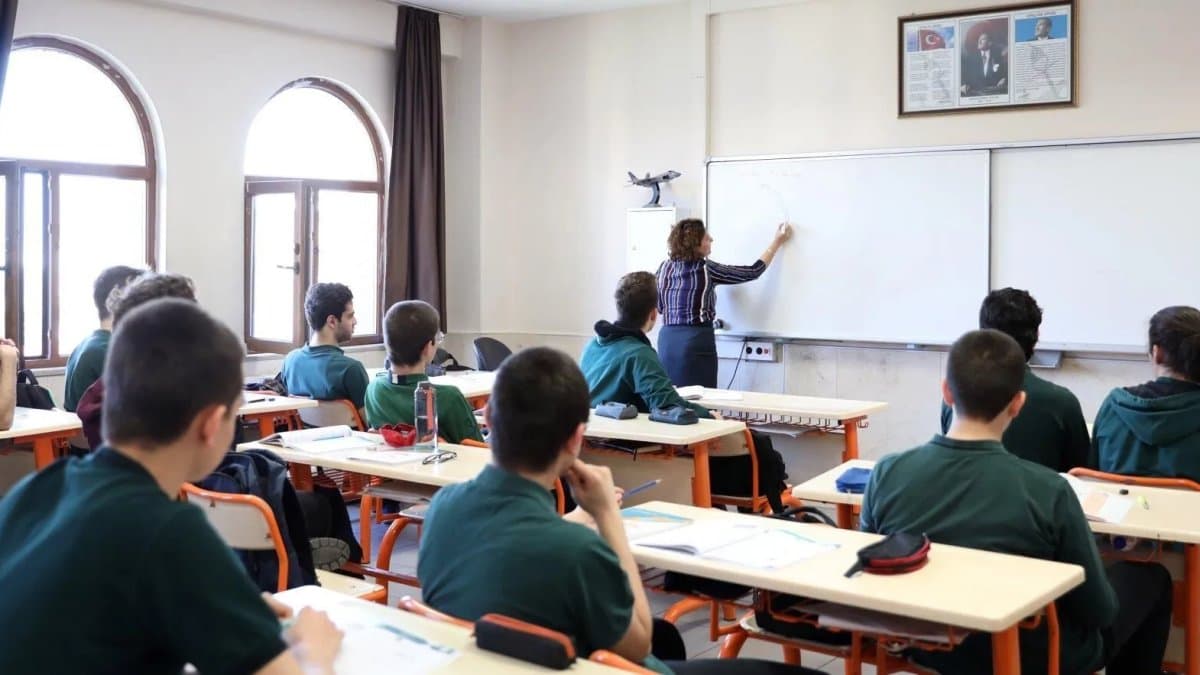 MEB’den Devamsızlık İçin Bölge Hamlesi! 17 İlde Özel Takip Başlıyor