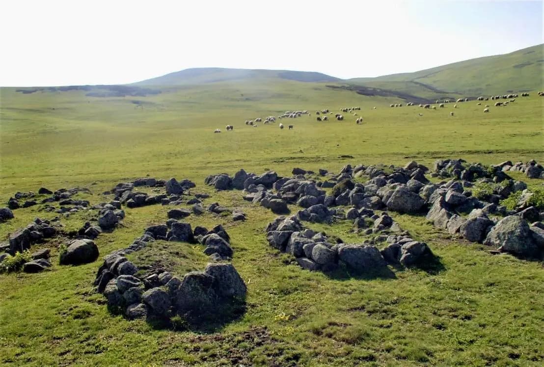 Tokat’taki Bu Mezarlık 600 Yıllık Kardeş Savaşının Sessiz Tanığı!