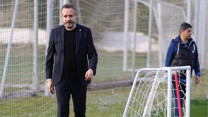 Antalyaspor’da Sarsıntı Sürüyor: Önce Hoca Sonra Başkan İstifa Etti!