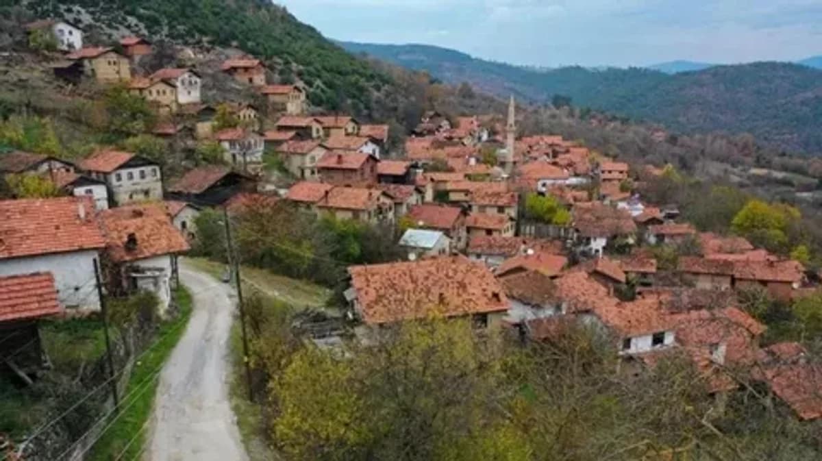 AYM Kararıyla 2 Bin Altı Belediyeler Köye Dönüşecek