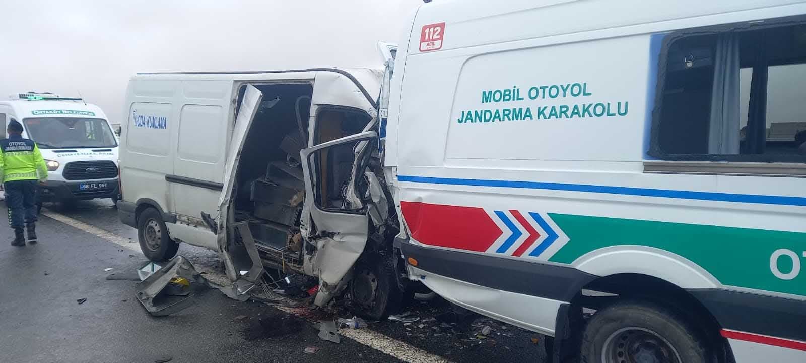 Aksaray’da Korkunç Kaza: 2 Asker Şehit, 1 Sivil Öldü, 3 Yaralı