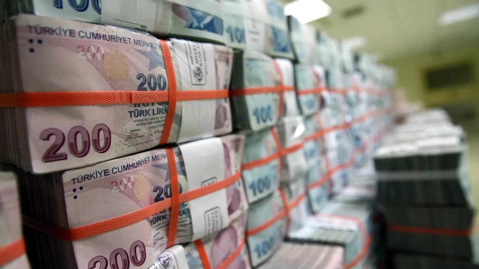 Bütçede Aralıkta 842 Milyar TL'lik Rekor Açık
