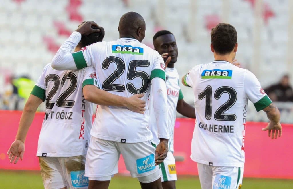 Konyaspor’un 11 Maçlık Kâbusu Sivas’ta Sona Erdi