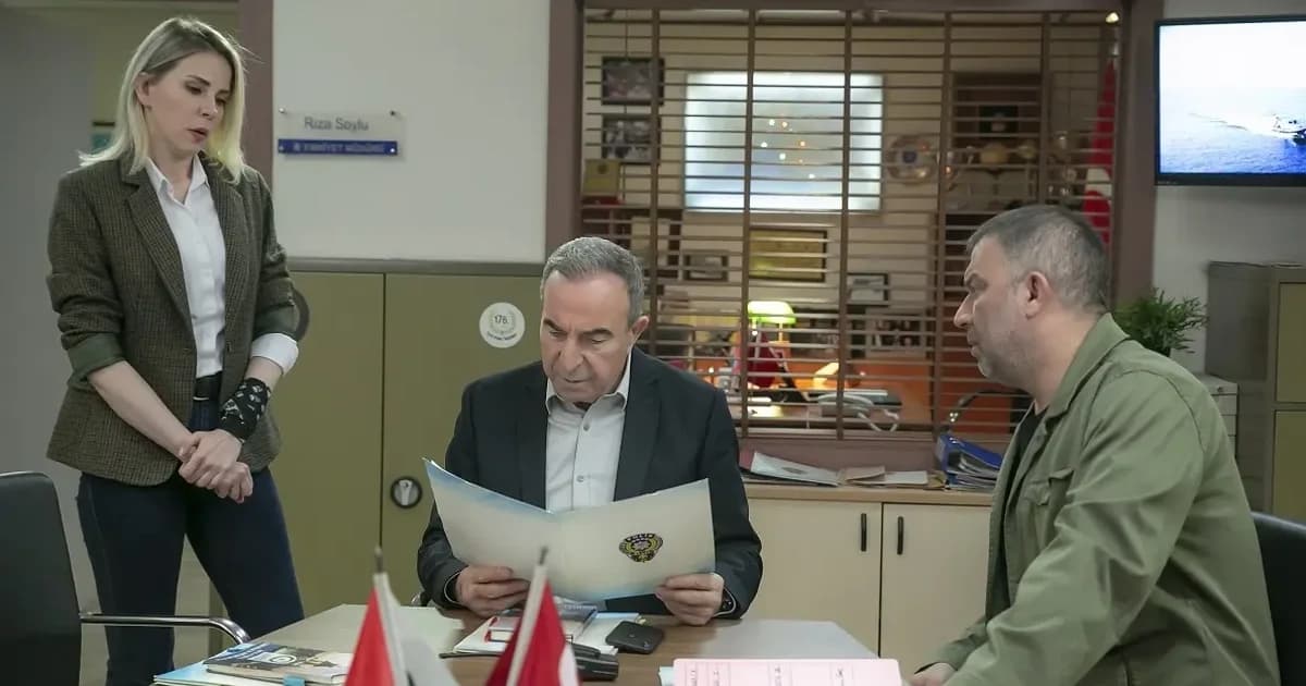 Arka Sokaklar'da Rıza Baba Ve Ekip Diziden Ayrılıyor Mu?