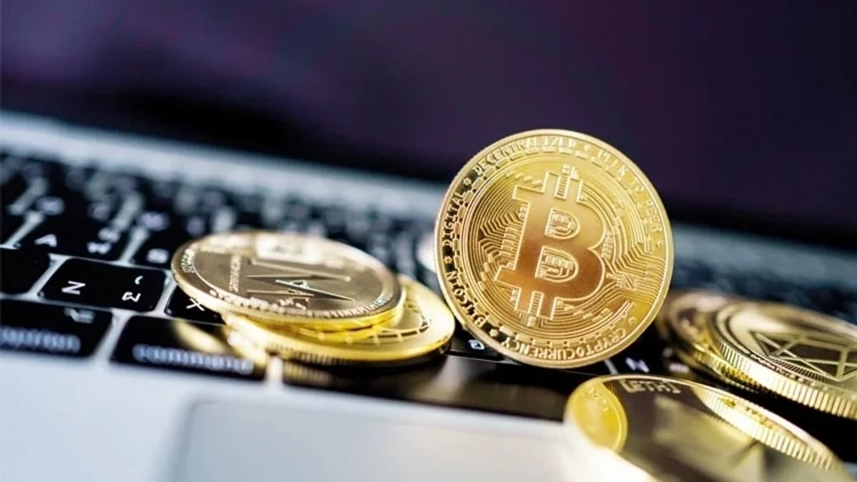 Bitcoin 70 Bin Dolar Eşiğinde: Kripto Piyasasında Alarm