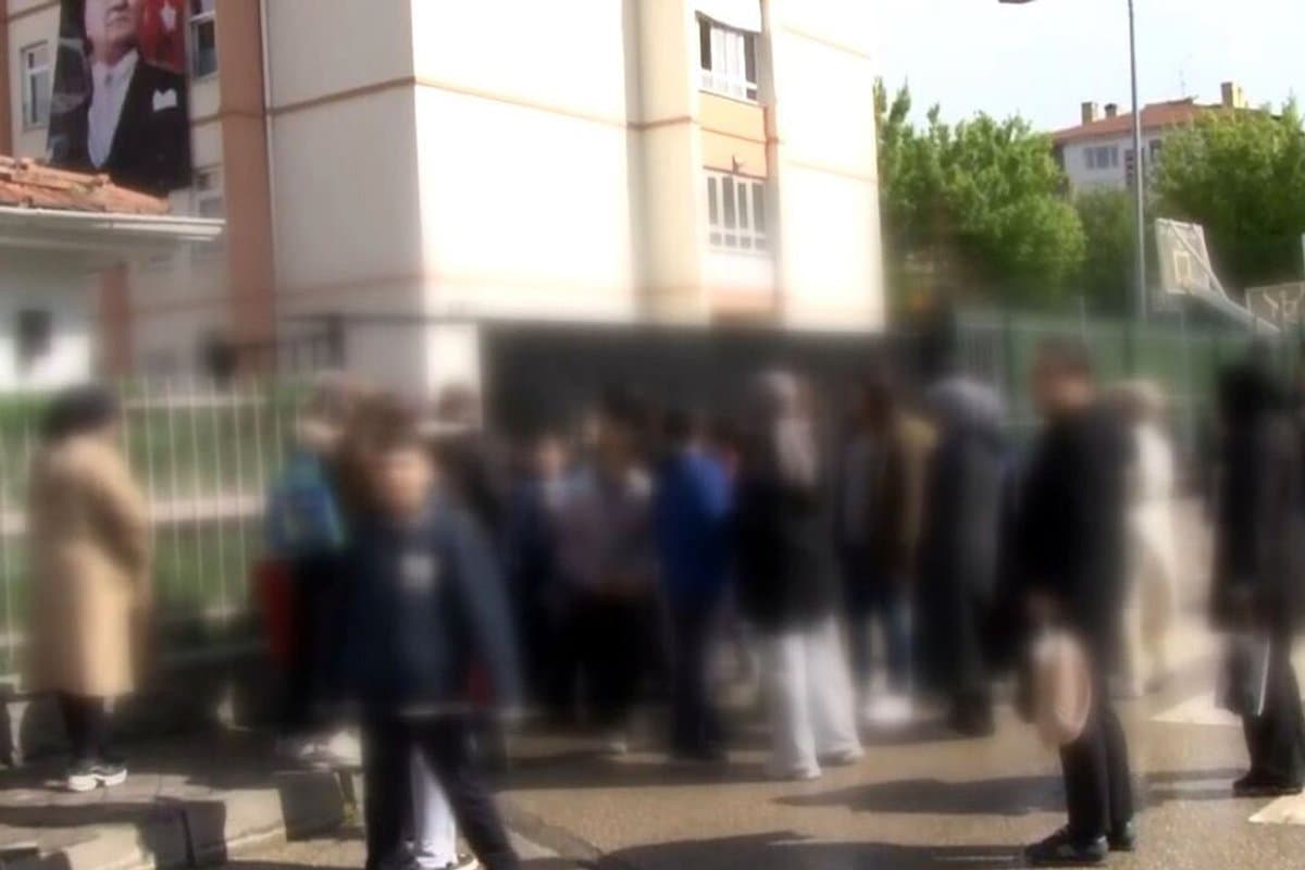 Ankara’da Okulda Silah Paniği: Soruşturma Başlatıldı