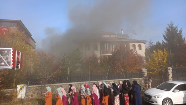 Kız Kur’an kursundaki yangında 6 öğrenci dumandan etkilendi