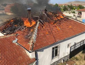 Anne ve Oğlu Yangında Ölmüştü, Kızları da Başka Evde Ölü Bulundu!