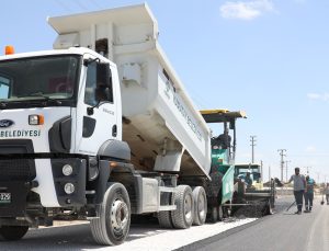 Karatay’da Sıcak Asfalt Çalışmaları Hız Kesmeden Devam Ediyor