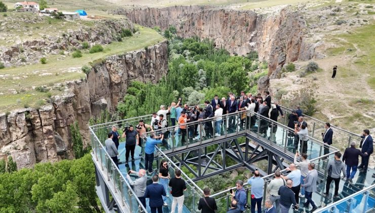 24875 Ihlara Vadisinin Cam Terasi Bakan Ersoy Tarafindan Acildi 0