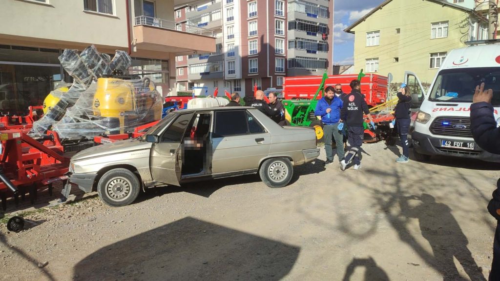 Otomobille Giderken Husumetlisinin Silahlı Saldırısında öld